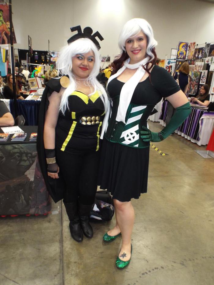 X-ladies unite! Ran into a great Storm when I wore this get-up on Friday. 