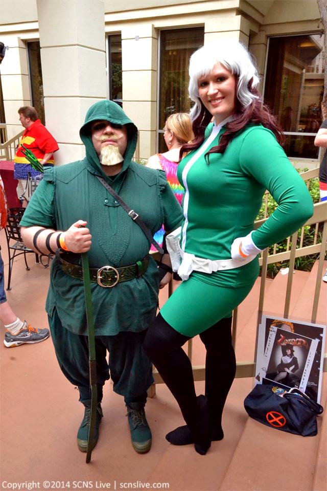 Hanging out with Starman of My Geeky Geeky Ways. Photo courtesy of SNCS Live. 