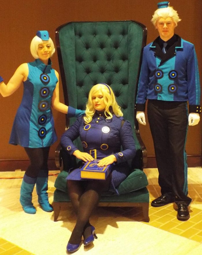 Between shots with Aperture Ashley, so don't mind the derpy faces. Zwookiez got this photo!